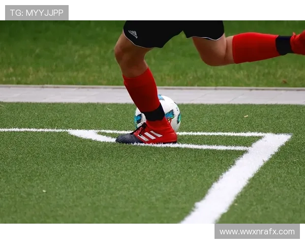 以古加称心理健康重要 不踢球或干地产